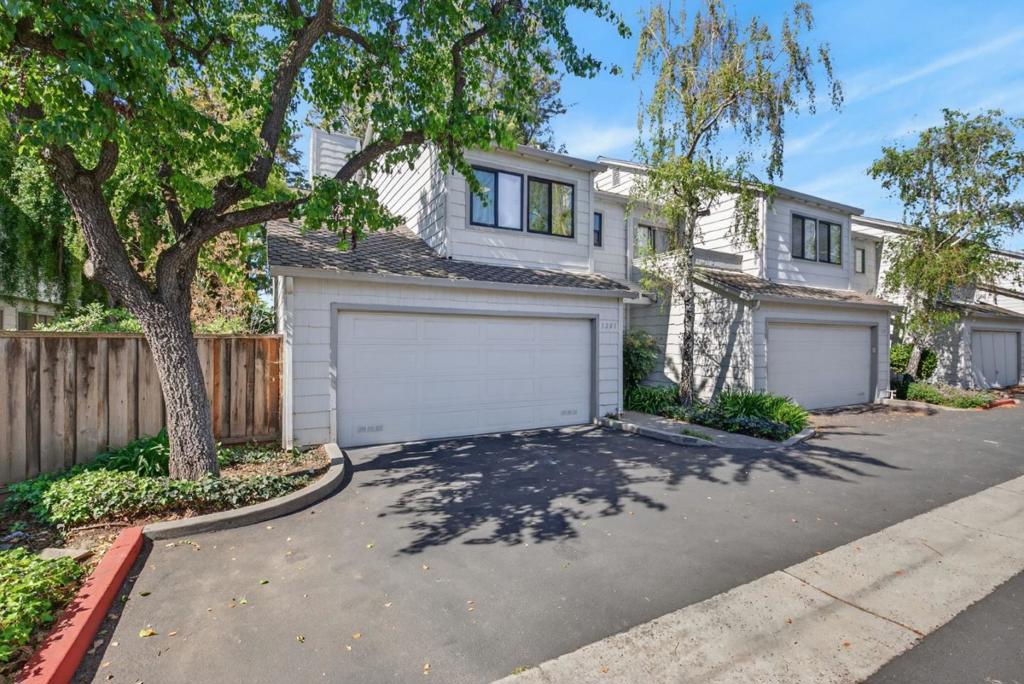 1205 Sierra Village Way