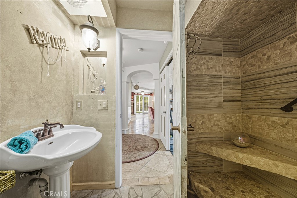 North West Lmpc(49) - Residential