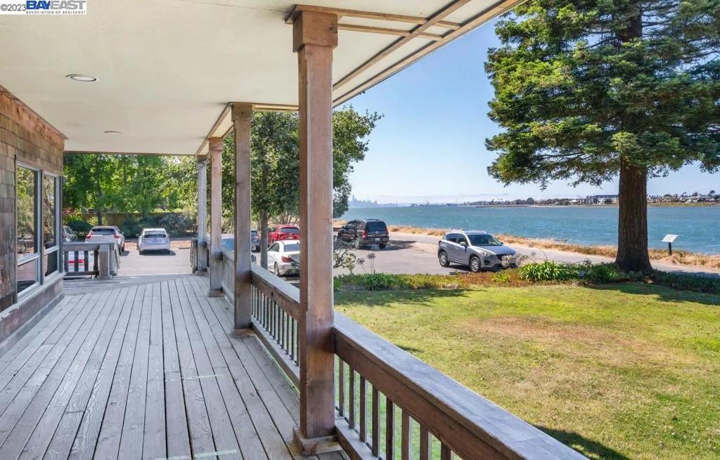 Alameda, California 94502, United States, ,Commercial,Pending,69797