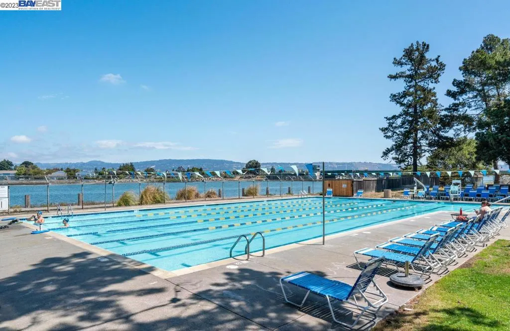 Alameda, California 94502, United States, ,Commercial,Pending,69797