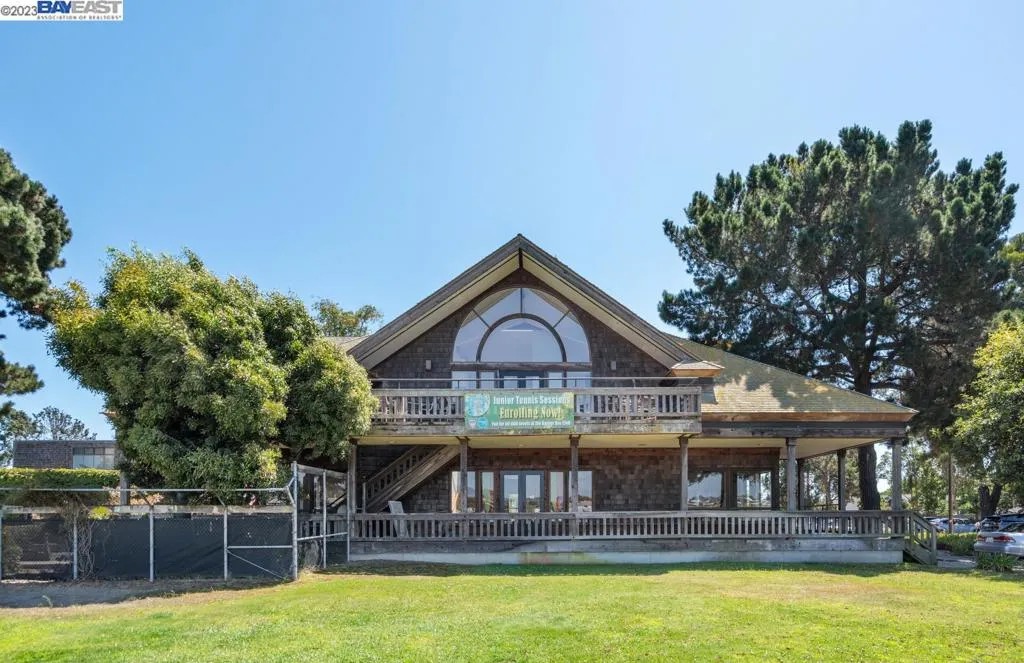 Alameda, California 94502, United States, ,Commercial,Pending,69797