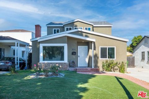 Photo of 2522 Armacost Avenue, Los Angeles, CA 90064 (MLS # 26742163)