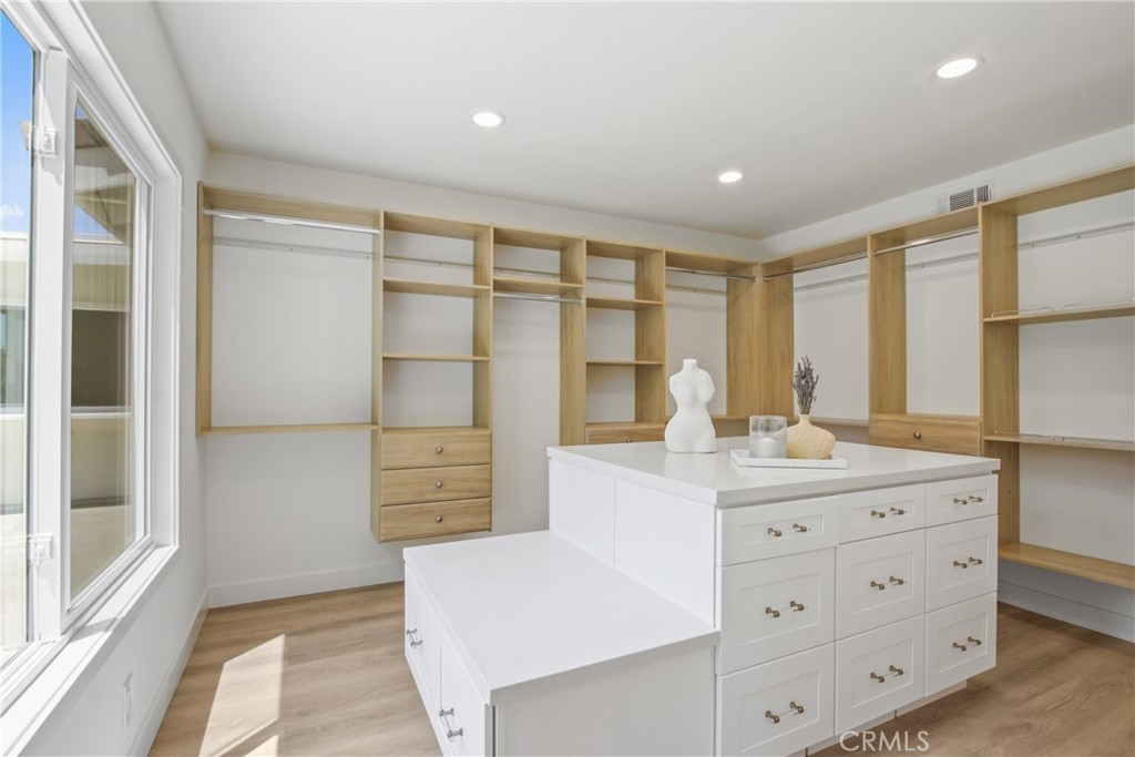 Meredith Hills (MH) - Residential