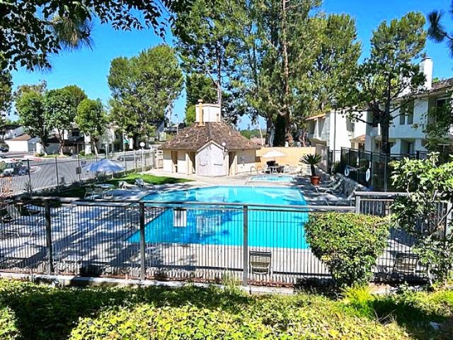 805 Vista Ct