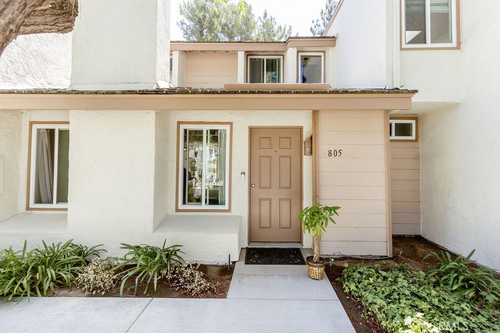 805 Vista Ct