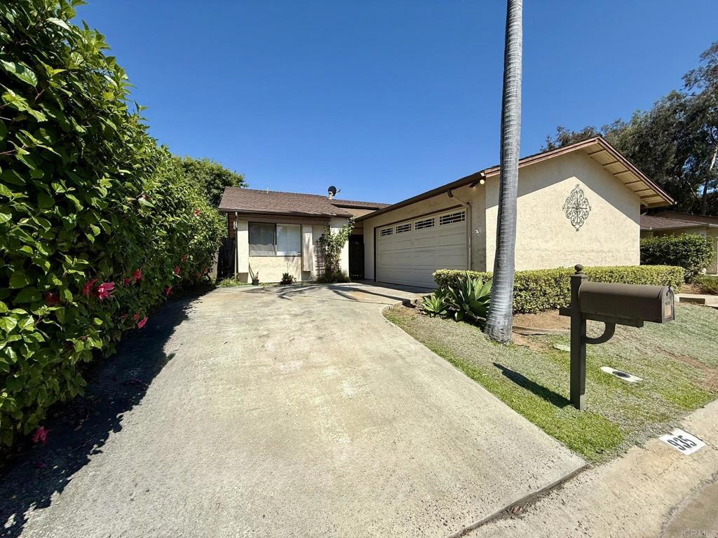 Wonderful location. Near Senior Center and Community Center and Parks. Close in to the Village. Two Bedroom, Two Bath, Fireplace in the Living Room in a well maintained Community. Currently a Rental.