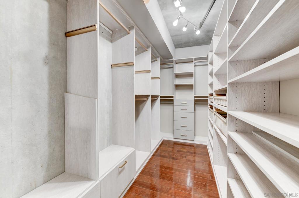 Downtown - Residential Lease