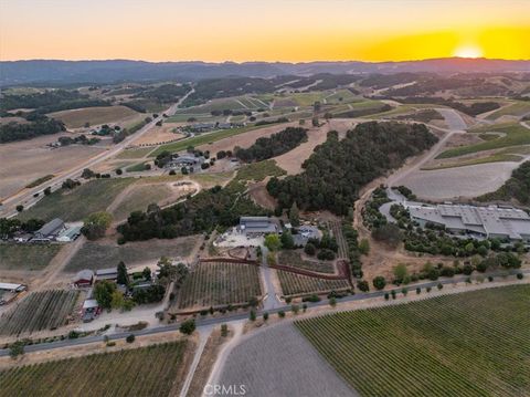 2925 Anderson Road Paso Robles CA 93446