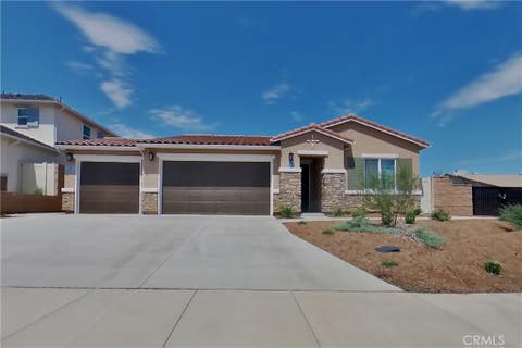 Photo of 1704 Taylor Avenue, Corona, CA 92882 (MLS # SW26181058)