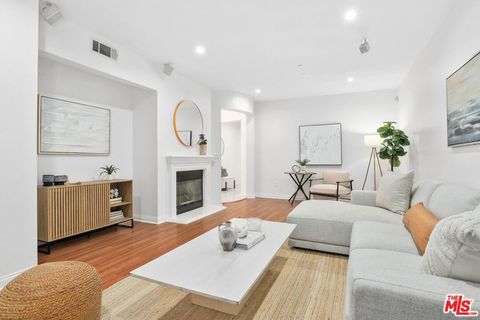 Tiny photo for 5625 Crescent Parkway #105, Playa Vista, CA 90094 (MLS # 25606143)