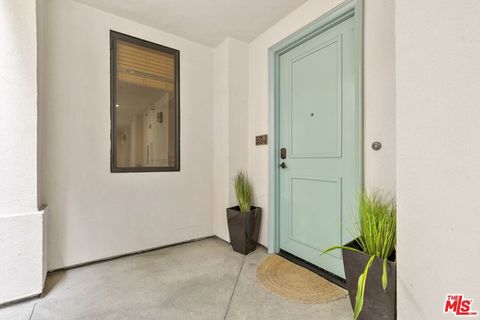 Tiny photo for 5625 Crescent Parkway #105, Playa Vista, CA 90094 (MLS # 25606143)