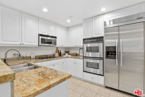 Tiny photo for 5625 Crescent Parkway #105, Playa Vista, CA 90094 (MLS # 25606143)