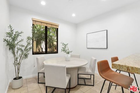 Tiny photo for 5625 Crescent Parkway #105, Playa Vista, CA 90094 (MLS # 25606143)