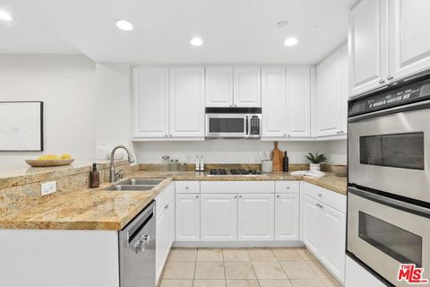Tiny photo for 5625 Crescent Parkway #105, Playa Vista, CA 90094 (MLS # 25606143)