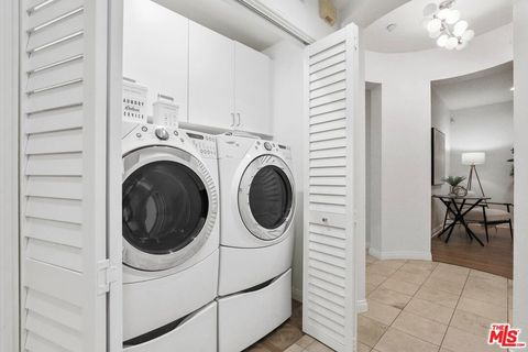 Tiny photo for 5625 Crescent Parkway #105, Playa Vista, CA 90094 (MLS # 25606143)