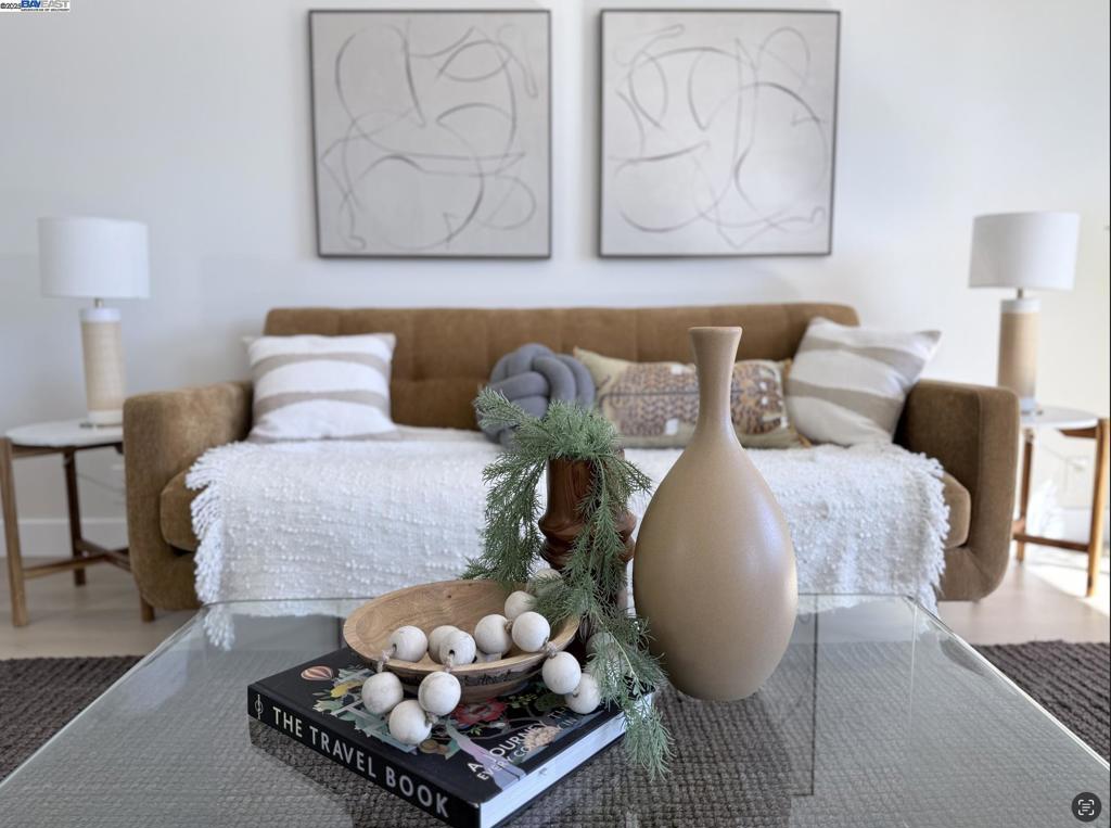 DALY CITY - Residential