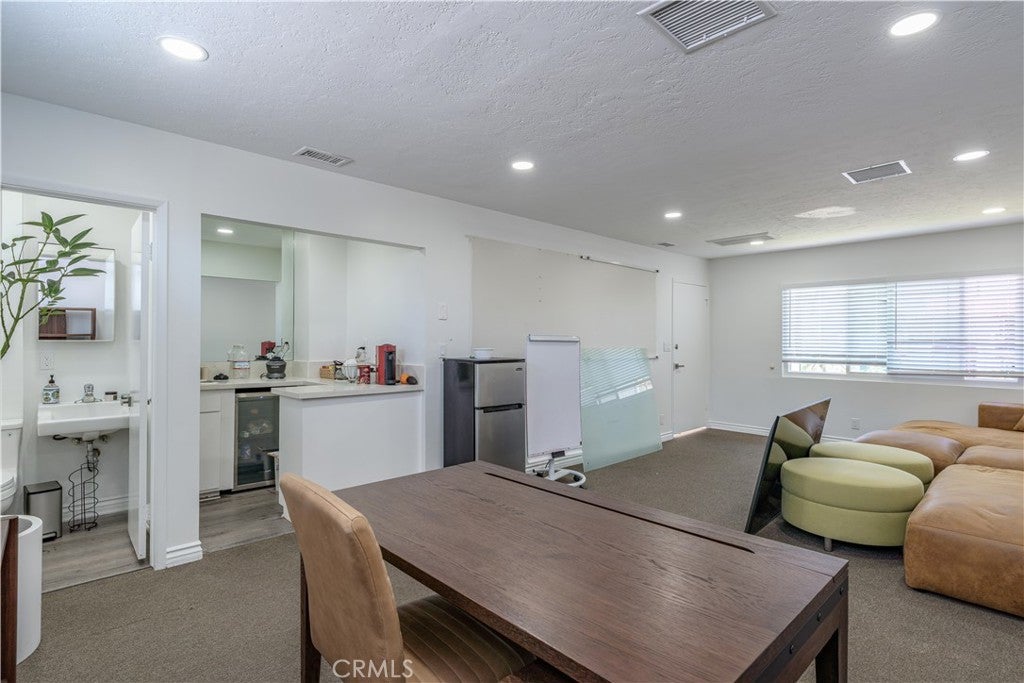 Properties 4 305 17th