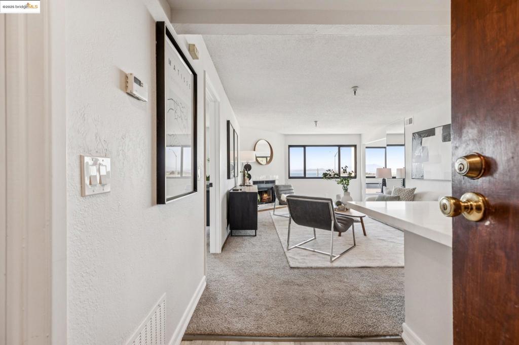 545 Pierce ST 1206
