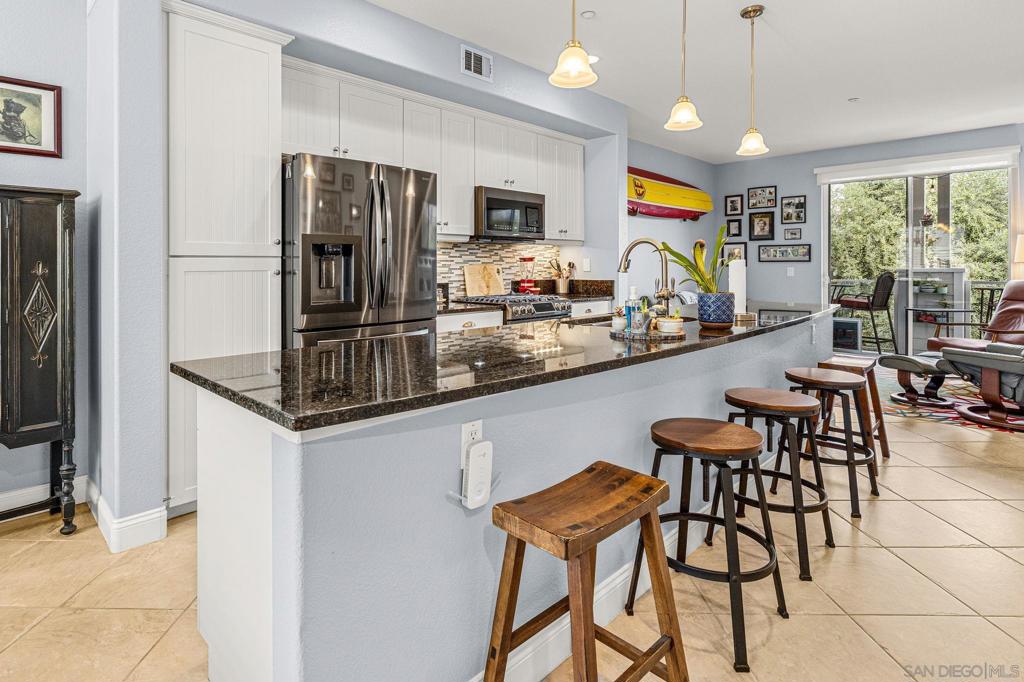 790 Harbor Cliff 190