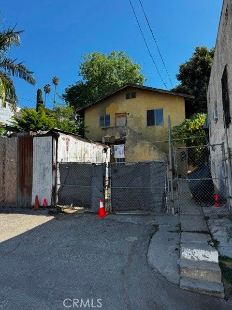 4172 SERVICE ST