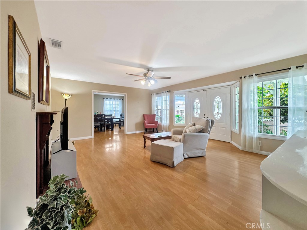 Riviera Huntington (RIHU) - Residential Income