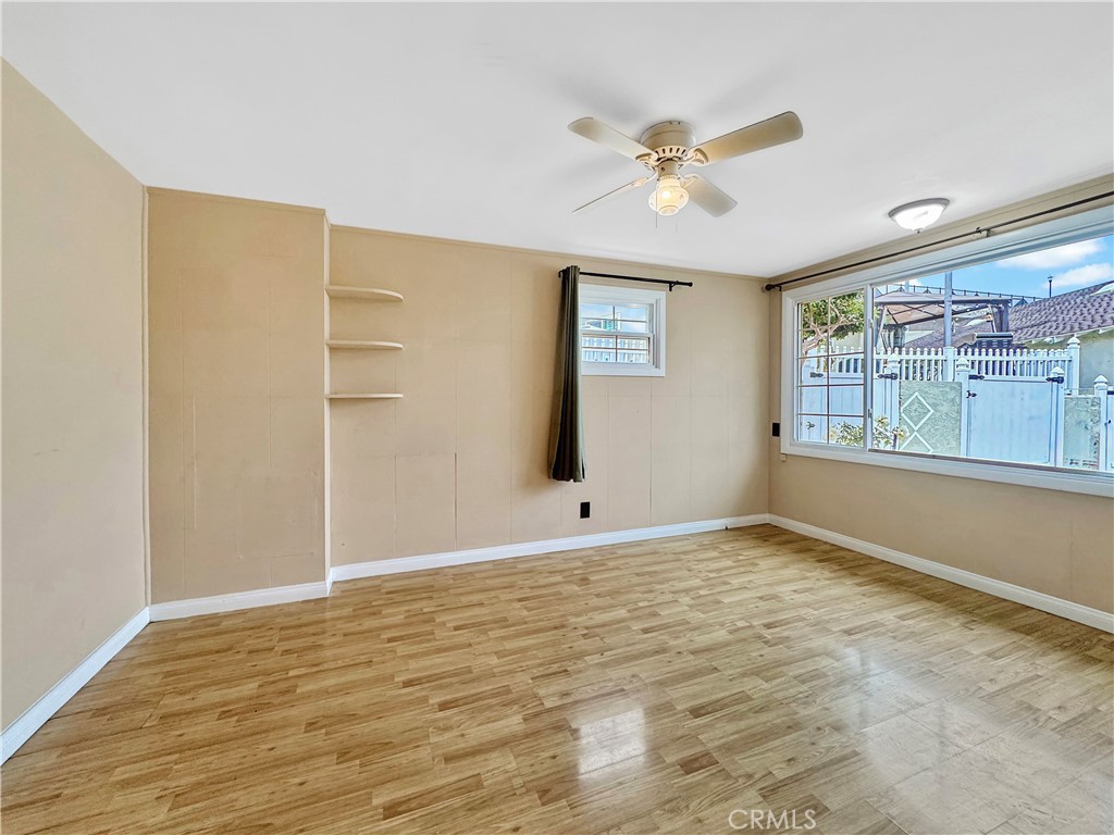 Riviera Huntington (RIHU) - Residential Income