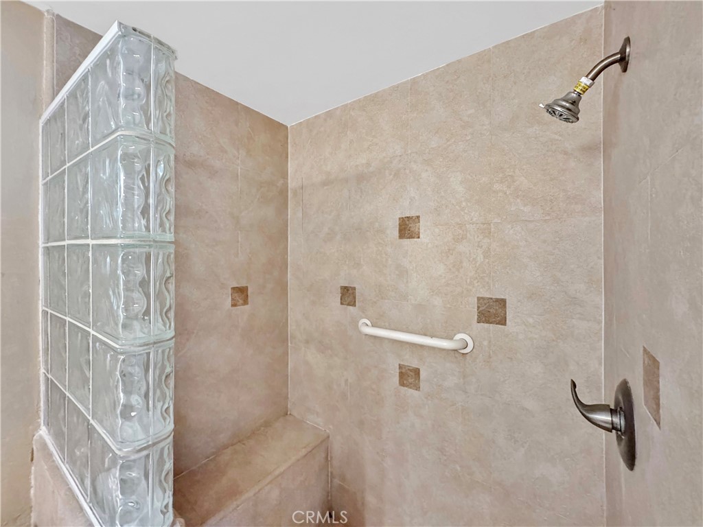 Riviera Huntington (RIHU) - Residential Income