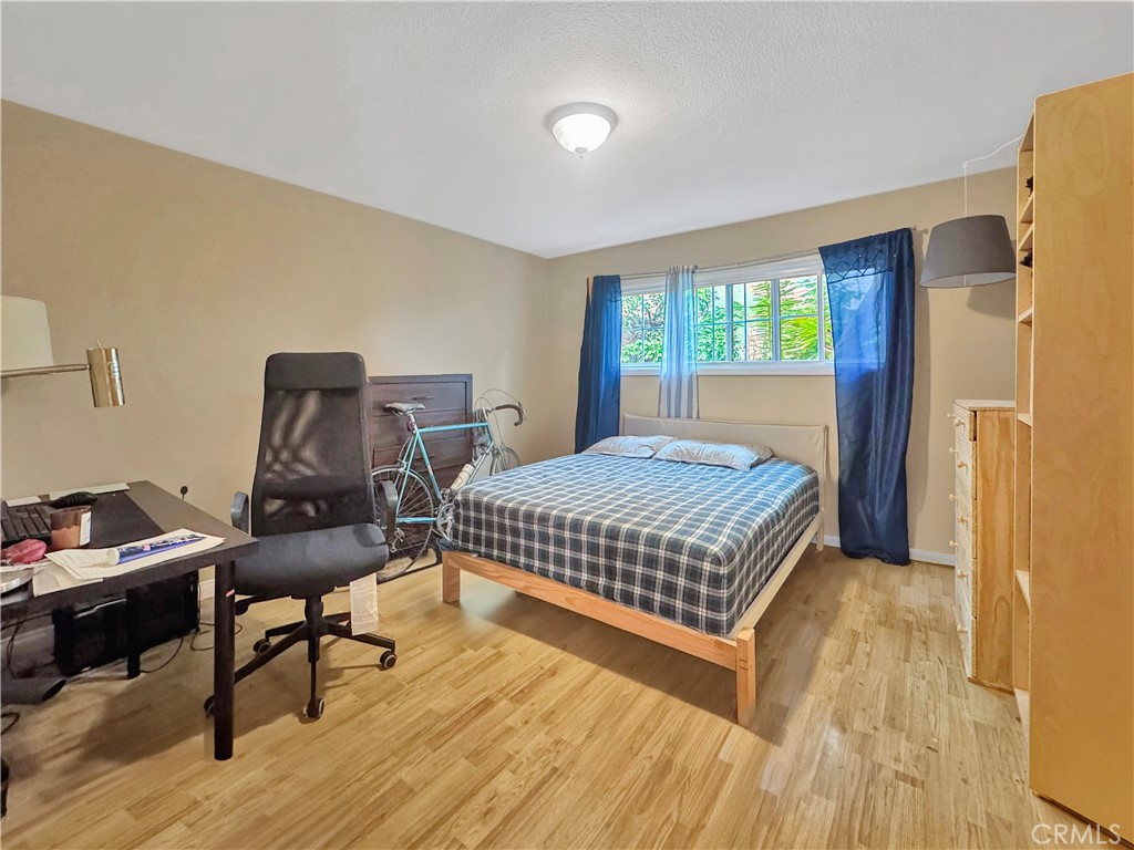 Riviera Huntington (RIHU) - Residential Income