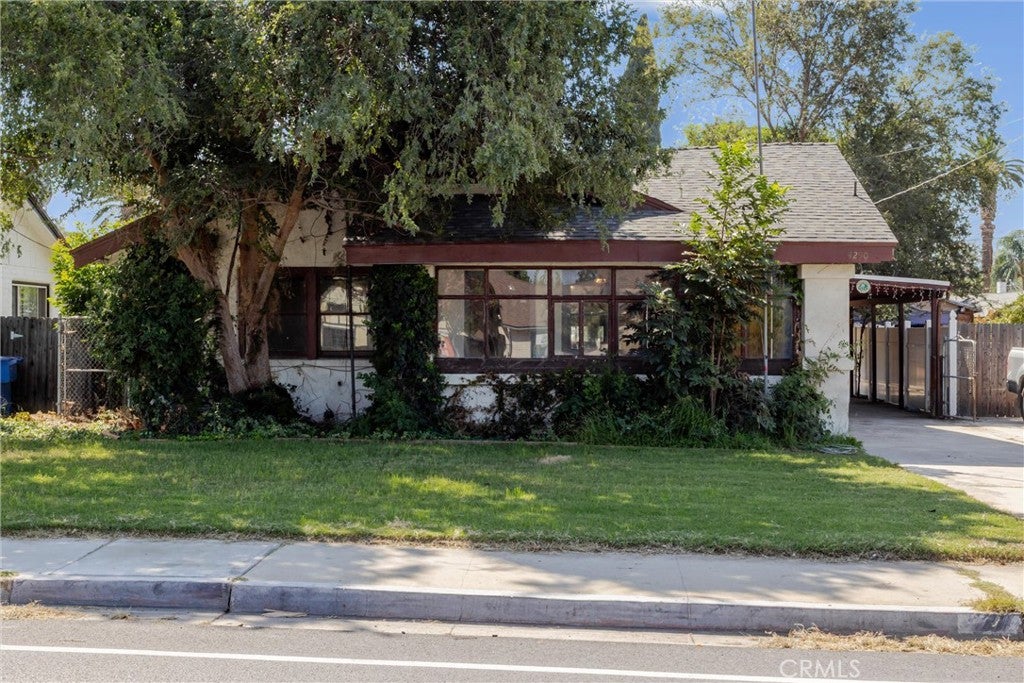 4290 Jurupa