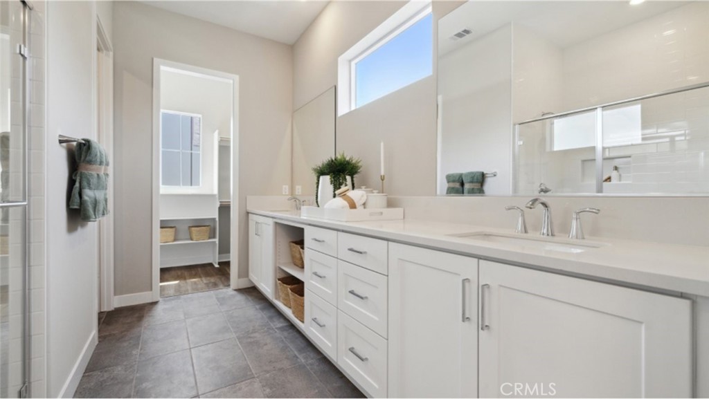 Sierra Bella II at Tesoro Highlands - Residential