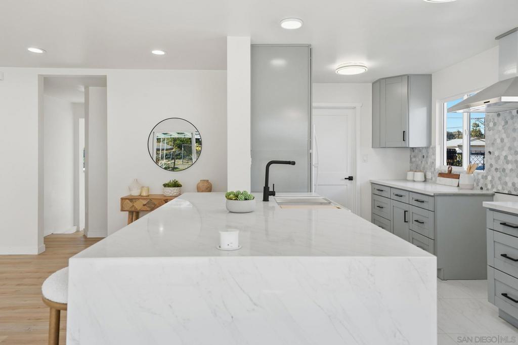 La Mesa - Residential