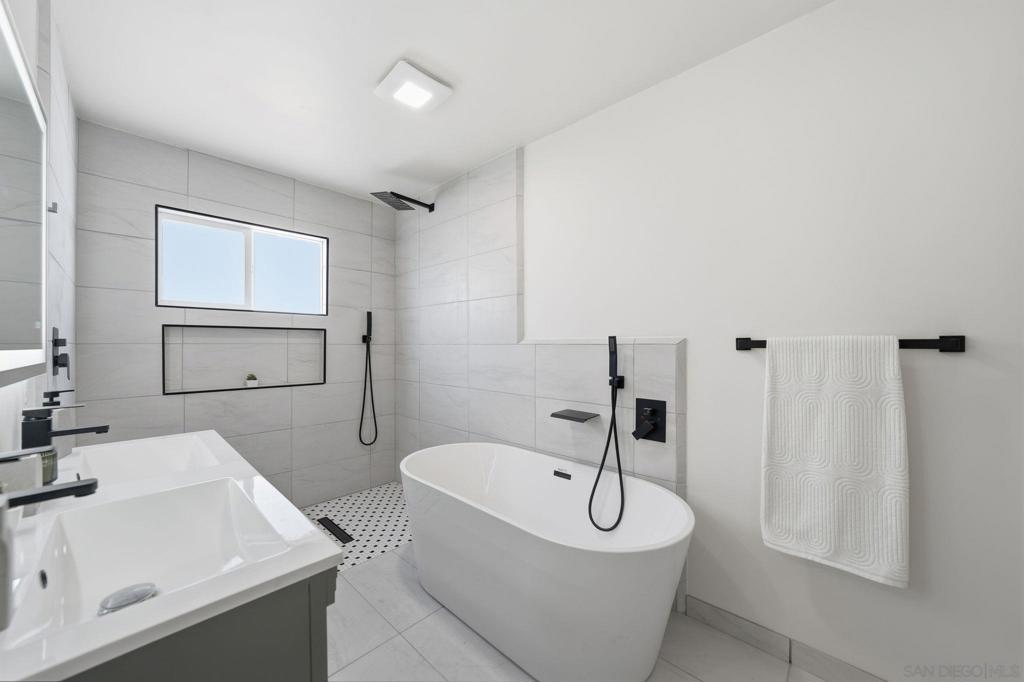 La Mesa - Residential