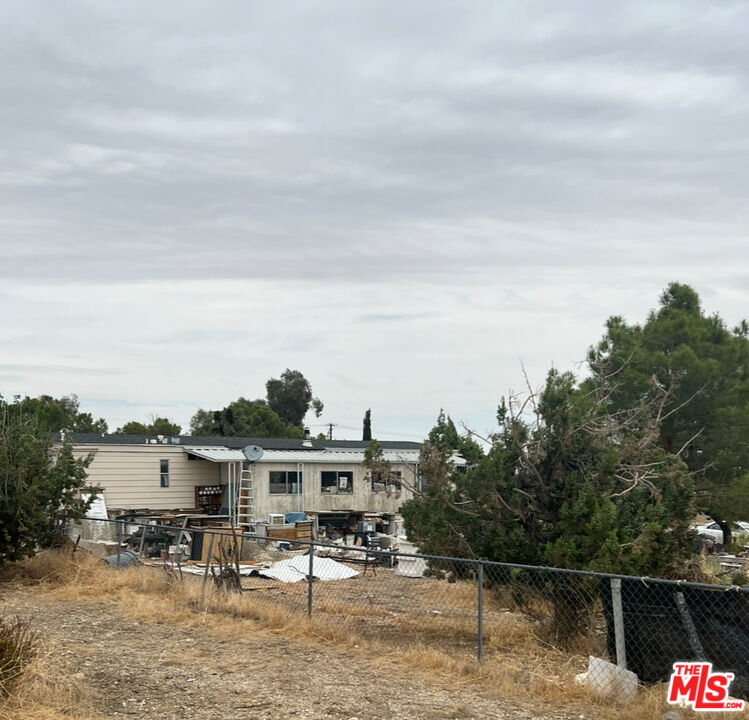 9574 Via Verde Avenue