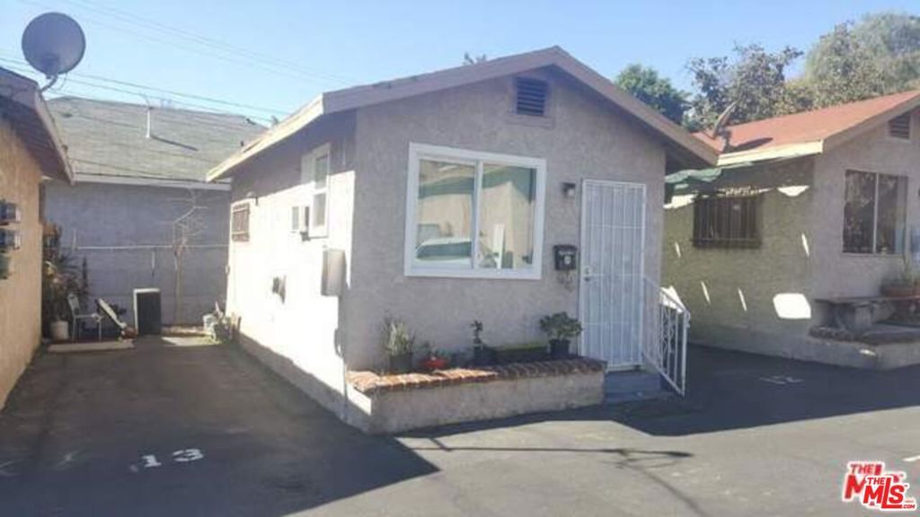 Photo of 3007 N Sierra Street, Los Angeles, CA 90031 (MLS # 25622661)