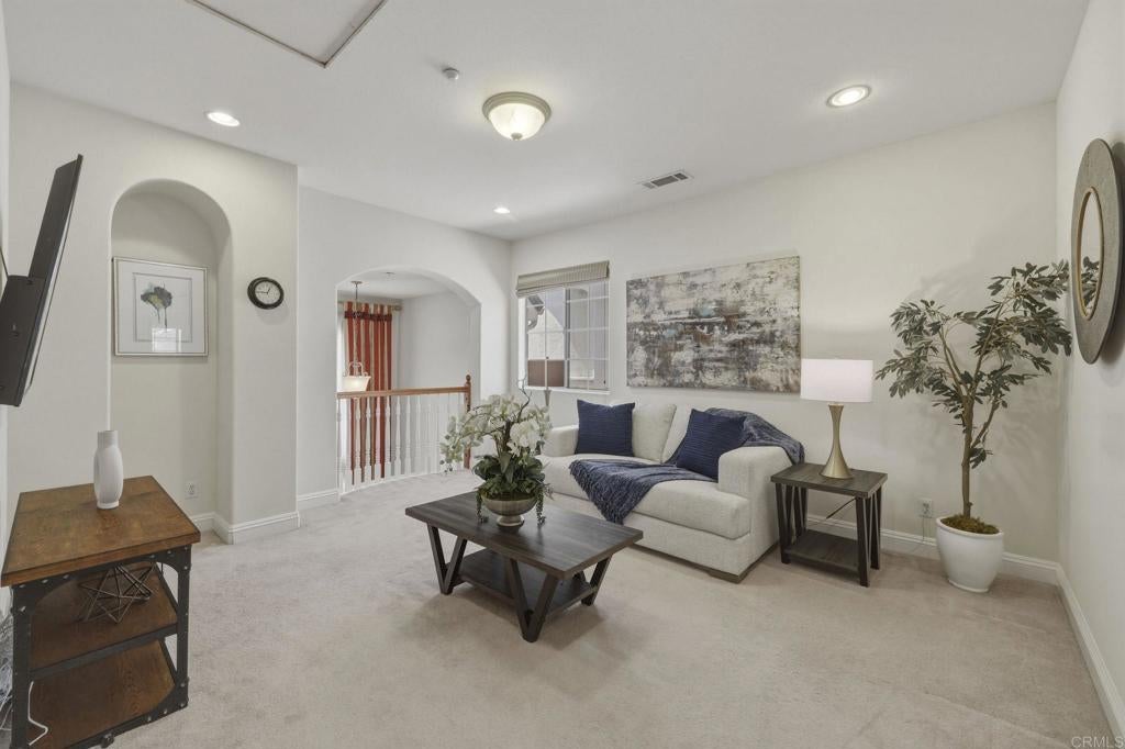 454 W Duarte Road B