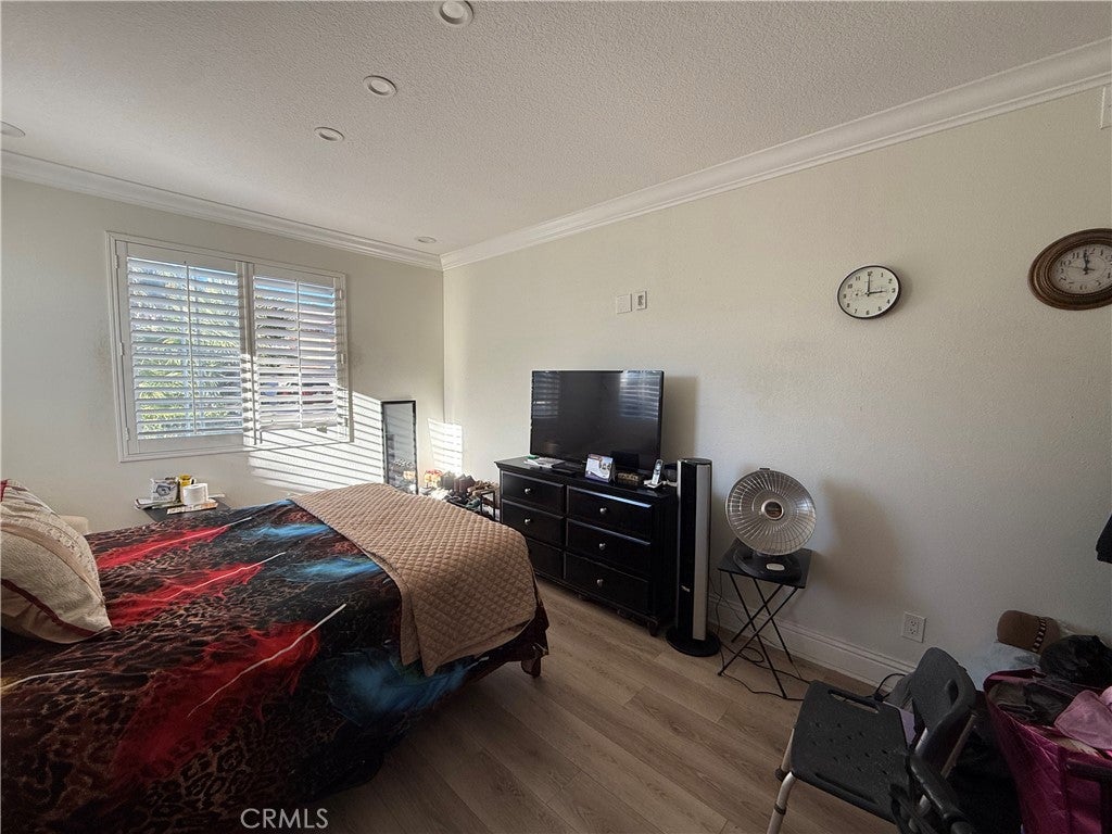 9415 Homestead