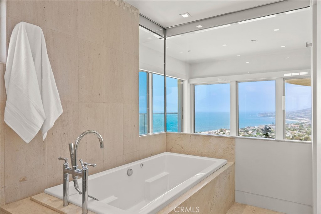 Upper Diamond (UD) - Residential