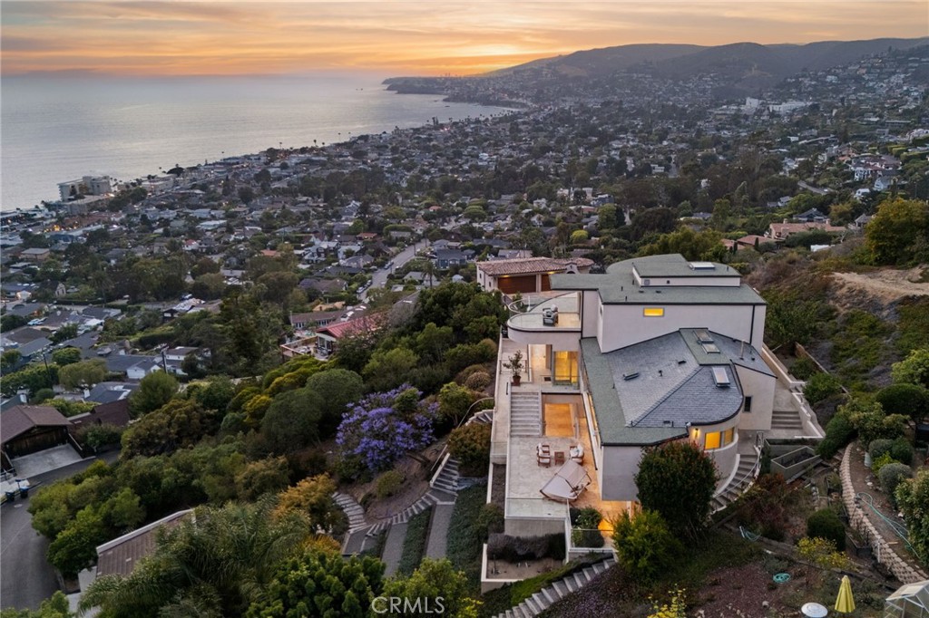 900 Gainsborough Drive