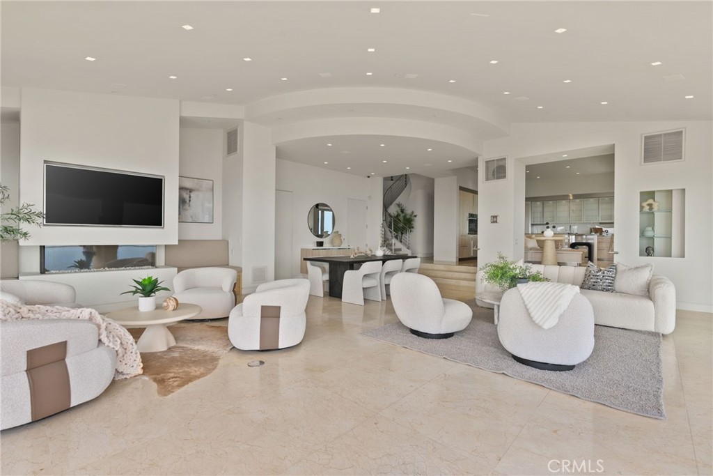 Upper Diamond (UD) - Residential