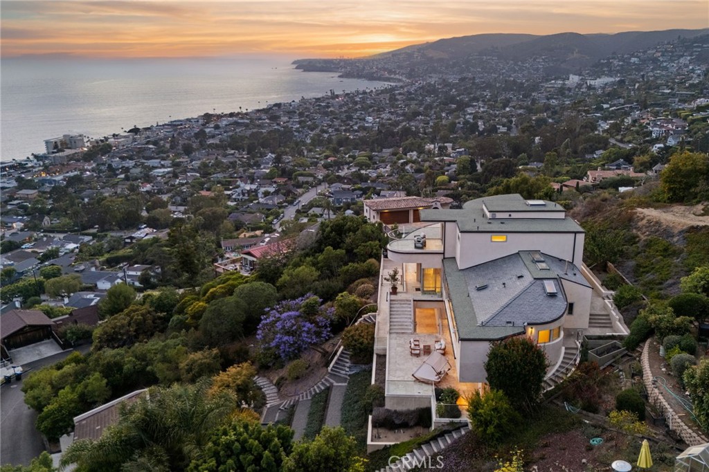 900 Gainsborough Drive