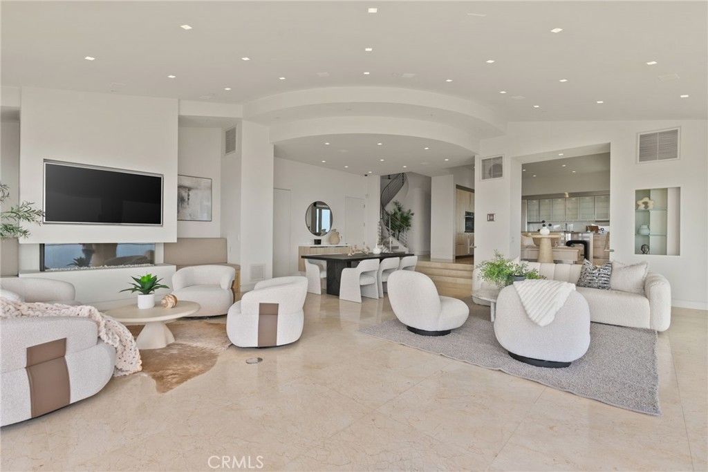 Upper Diamond (UD) - Residential