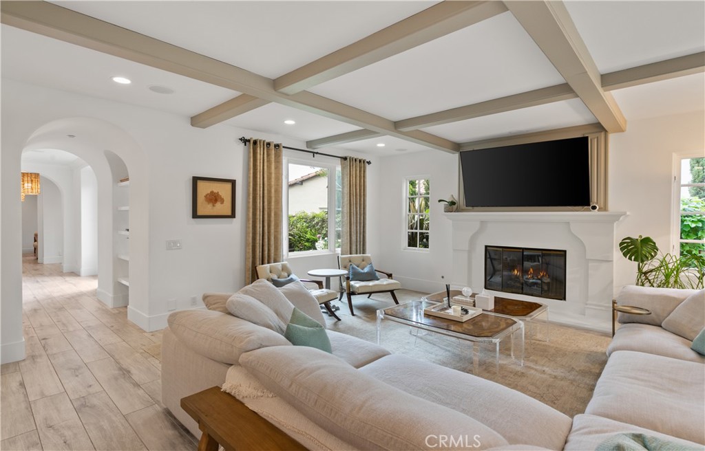 6 Canyon Peak