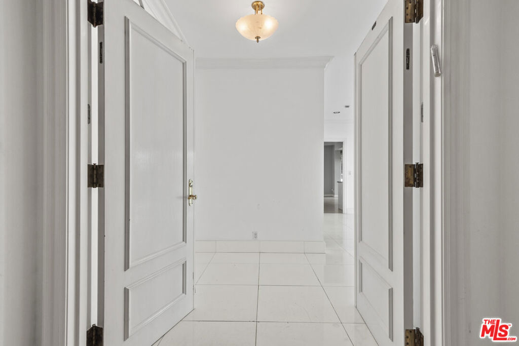 10580 Wilshire Boulevard 6NW