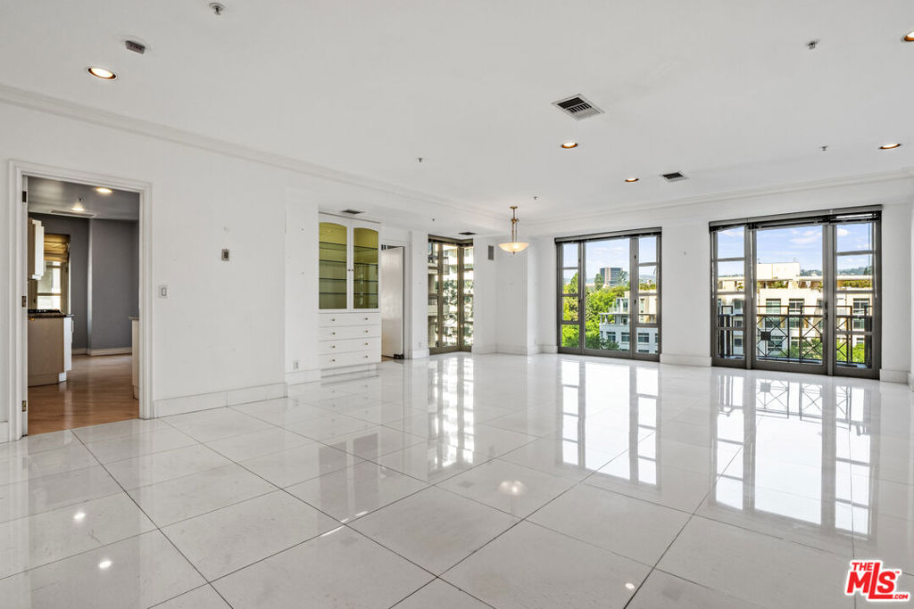 10580 Wilshire Boulevard 6NW