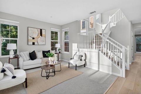 Photo of 1218 Picadilly Lane Ln, Brentwood, CA 94513 (MLS # 260002903SD)