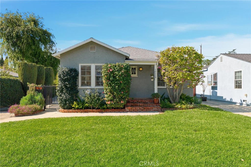 1025 N Screenland Drive