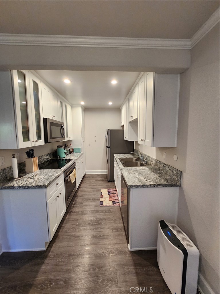 8515 Villa La Jolla Drive F