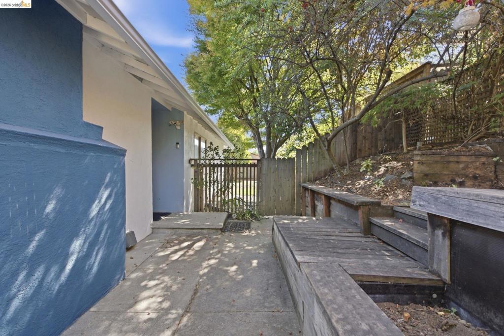 4522 Santa Rita