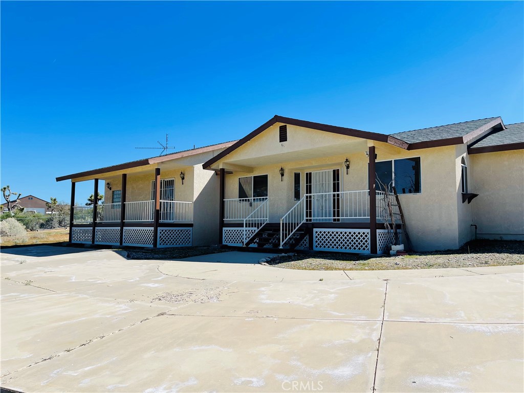 9425 Mountain Road