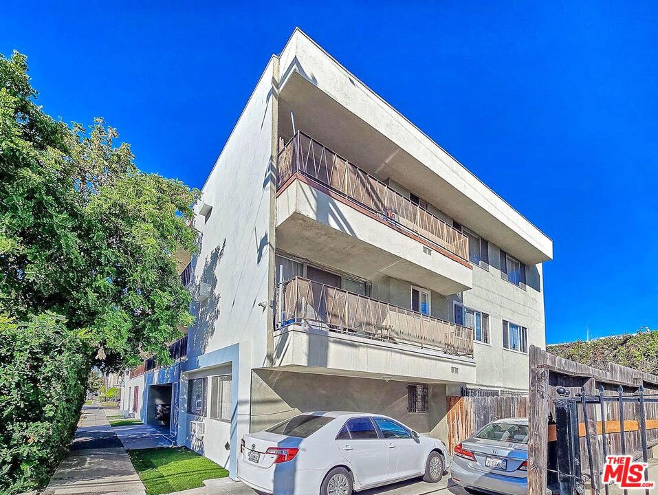 Properties 4 4171 W 4th Street